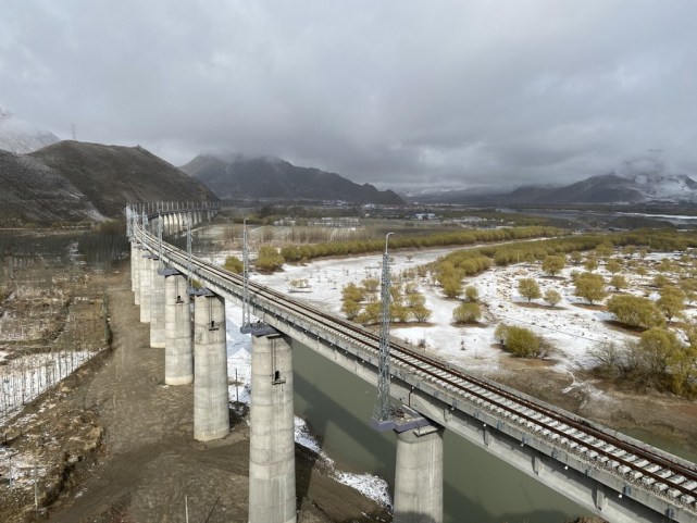 1645694179714628.jpg 641.jpg