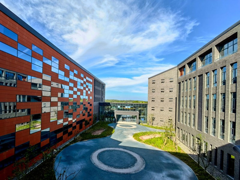 1645753642290163.jpg 0704624d24f04075b6d304201abc731d.jpg