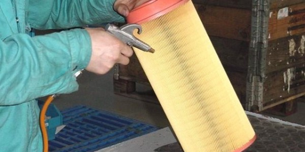 青島空壓機(jī)維修｜空壓機(jī)濾清器的使用和保養(yǎng)！
