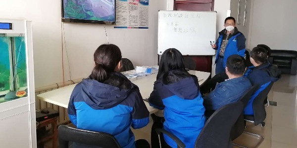 睿寂行空壓站云智控系統(tǒng)，培訓(xùn)進(jìn)行中......